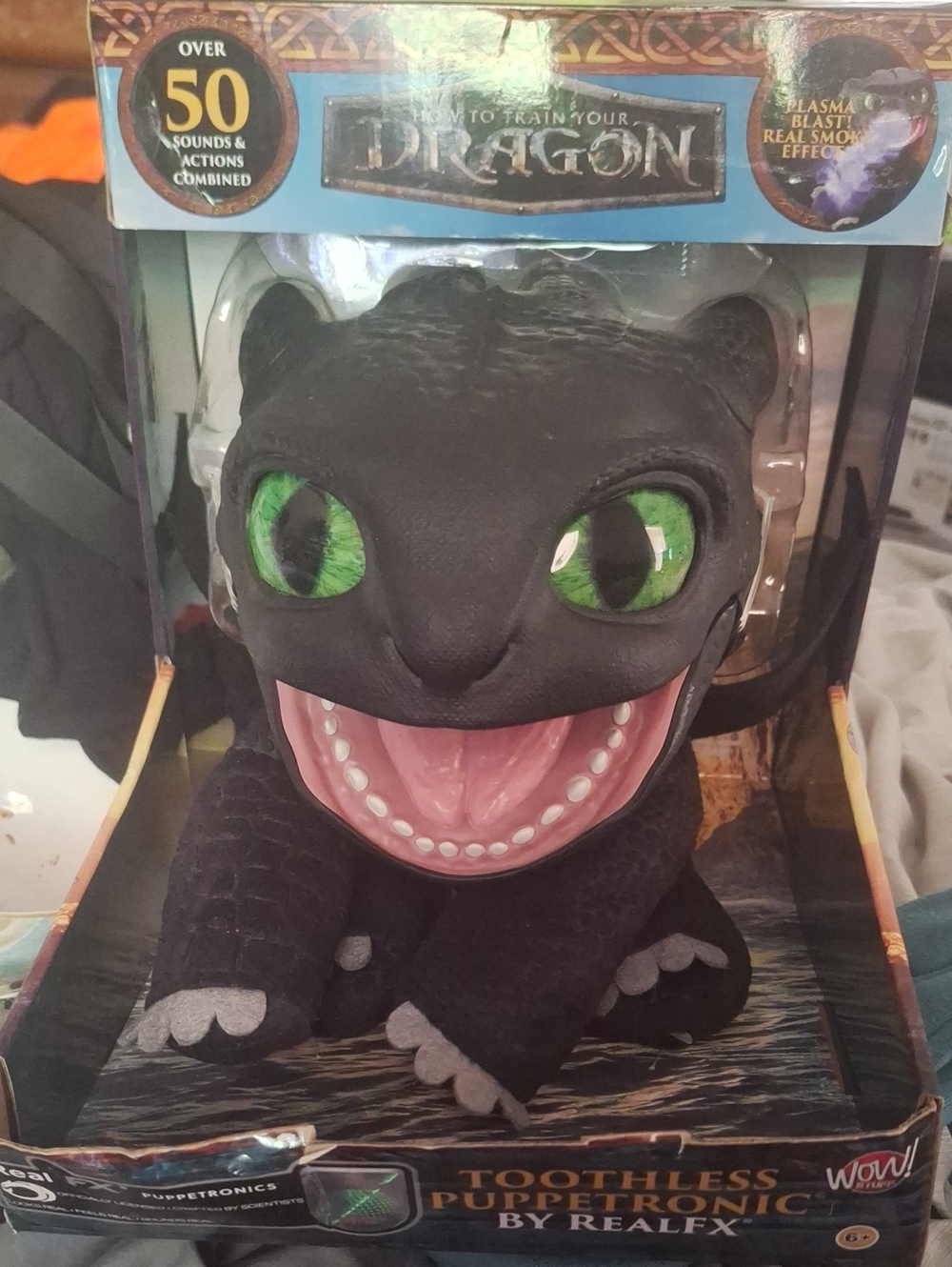 Toothless Puppetronic Plush From How To Train Your Dragon